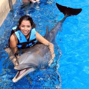 Meet your Posher, Mariem